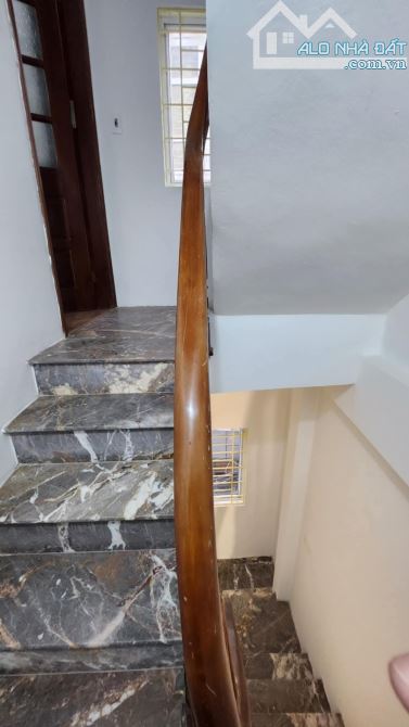 Độc lạ, lô góc ba mặt ngõ, sát Trung Phụng, ngõ kdoanh,tự xây, sổ riêng 15m2. Giá 5.5 tỷ - 5