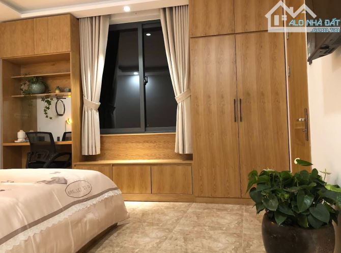📍 HOMESTAY NGAY TRUNG TÂM - THU NHẬP 50TRIỆU/THÁNG - KẾT CẤU 8PKD - SỔ HOÀN CÔNG ĐẦY ĐỦ - 5