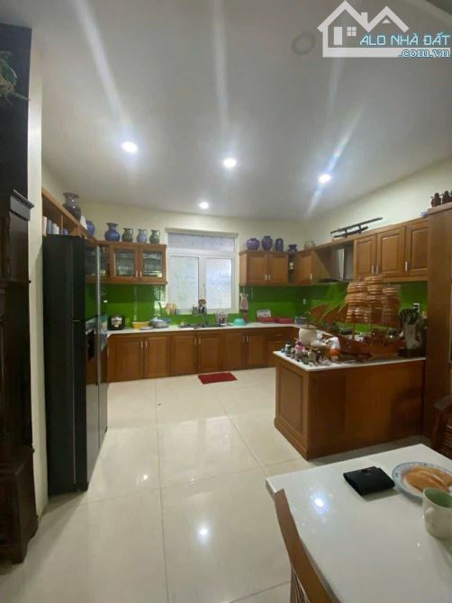BÁN BIỆT THỰ 3 TẦNG ĐƯỜNG B3 (TẠ XUÂN THU) VCN PHƯỚC HẢI, TP. NHA TRANG 320M2 - 6