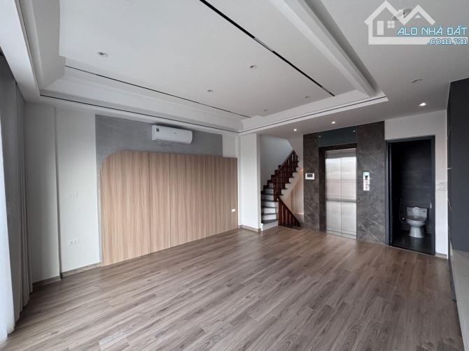 PHỐ TRẠM – 6 TẦNG – THANG MÁY – GARA – 10.6 TỶ - 6