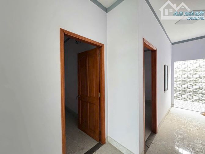 CHỦ GỞI BÁN NHÀ 1 TRỆT 1 LẦU (DT: 90M2) CÓ HOÀN CÔNG THUỘC KDC HOÁ AN. GIÁ CHỈ 2,6 TỶ - 6