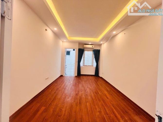BÁN NHÀ PHỐ TRẦN QUỐC VƯỢNG, CẦU GIẤY – 35M² x 5 TẦNG – 2 MẶT THOÁNG – GIÁ 7.35 TỶ - 6