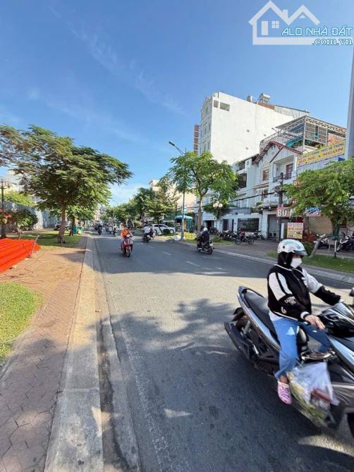 🔥[TÂN BÌNH] MẶT TIỀN ĐỒNG ĐEN - 227M2 - 3 TẦNG - NGANG 6.4 NỞ HẬU 9.4M - GIÁ 40T - 6