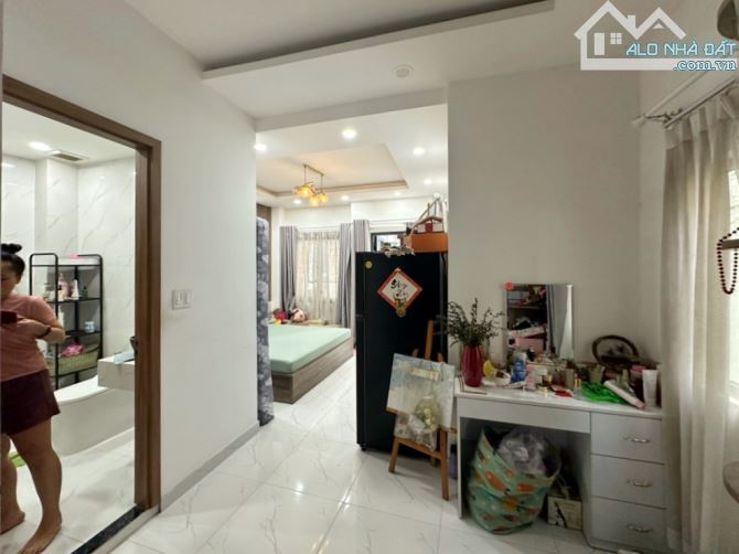 NHÀ ĐẸP NHƯ HÌNH – 4 TẦNG – HÒA HẢO – Q.10 - 8.4 TỶ. Ở NGAY KHÔNG SỬA - 7