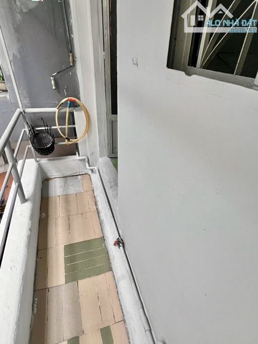 ✨ NHÀ MỚI 1 TRỆT + 1 LẦU (2PN, 2WC & ban công) Ngang 3M x Sâu 7M, HẺM 3M an ninh - 2,45 TỶ - 7