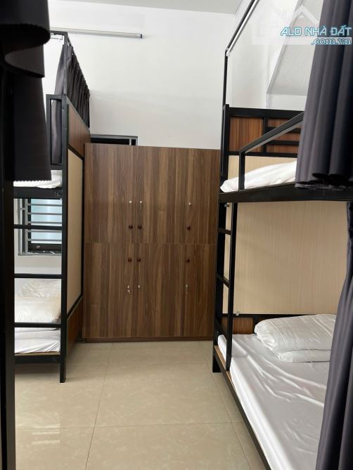 TOÀ CĂN HỘ 4 TẦNG – SÁT BIỂN MỸ KHÊ – DT GẦN 200M² – DOANH THU 40 TRIỆU/THÁNG – CHỈ 13TỶ - 7