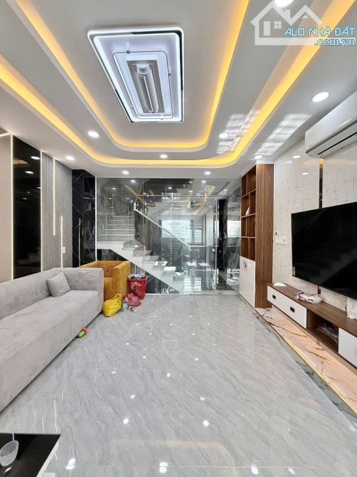 Bán nhà 5 tầng đẹp, full nội thất, HXH Đông Hưng Thuận, Quận 12, 80m², 7.99 tỷ - 8