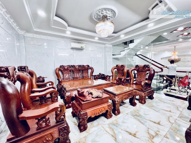 MẶT TIỀN KD HOÀNG BẬT ĐẠT P15 ,5×17 ,6 TẦNG ,NỘI THẤT XỊN XÒ NHỈNH 17 TỶ - 9