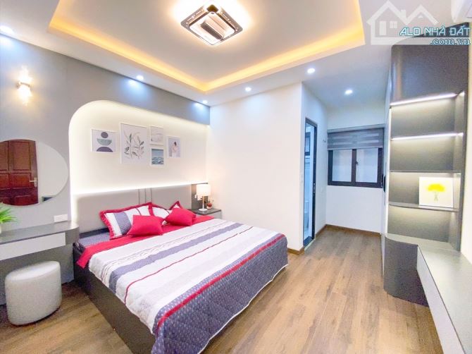 Bán nhà phố Hồng Tiến, 7 tầng thang máy, Gara ô tô, vừa ở vừa kinh doanh, full nội thất - 9