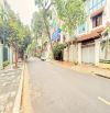 Bán biệt thự sang trọng mặt phố Bùi Xuân Phái KĐT Mỹ Đình 2. DT 200m mt 10m. Giá 70 tỷ TL.