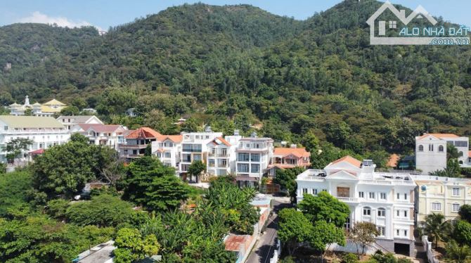 BÁN ĐẤT BIỆT THỰ BÃI DÂU 520 M2 GIÁ 25 TỶ - 6