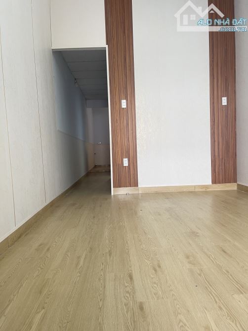 CHỈ 1.X TỶ NHÀ GẦN 60m2 SÁT OTO ĐỖ TRƯỜNG CHINH 💥NHÀ ĐẸP - XEM NGAY KẺO KHÔNG KIP - - 2