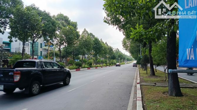 Bán nhà mặt tiền Nguyễn Ái Quốc ngay cổng 2, Trung Dũng, Biên Hòa, 38m2, giá 5 tỷ 300.