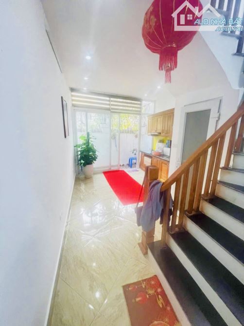 BÁN NHÀ 5 TẦNG TẠI TẢ THANH OAI – Ô TÔ ĐỖ CỬA – ĐƯỜNG THÔNG – GIÁ CHỈ 5.8 TỶ