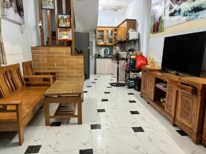 Nhà Đẹp Ở Ngay- Mỹ Đình-34m x 5 TẦng - Nhỉnh 6 Tỷ- Ngõ Ô Tô