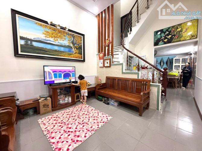 BÁN NHÀ KIM GIANG, HOÀNG MAI, PHÂN LÔ QUÂN ĐỘI, Ô TÔ ĐỖ CỬA, 38M2, 8.75TỶ(CTL)