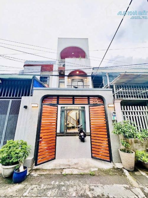 🆘 Chủ gửi bán nhà phố hiện đại 1 trệt 2 lầu – cách Đồng Khởi chỉ 100m – p. Trảng Dài