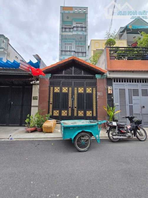 Nhà 3 tấm 4x25 mặt tiền Trung Mỹ Tây 12, gần Tô Ký, Song Hành