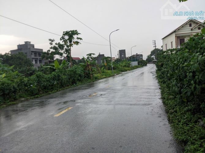 Bán lô góc giãn dân kim đôi nhìn vườn hoa dt 178m mt 15m giá 5.5 tỷ