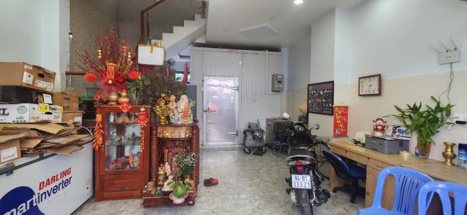 NHÀ 4 TẦNG SIÊU ĐẸP - GIÁP QUẬN 7 - Ô TÔ NGỦ TRONG NHÀ