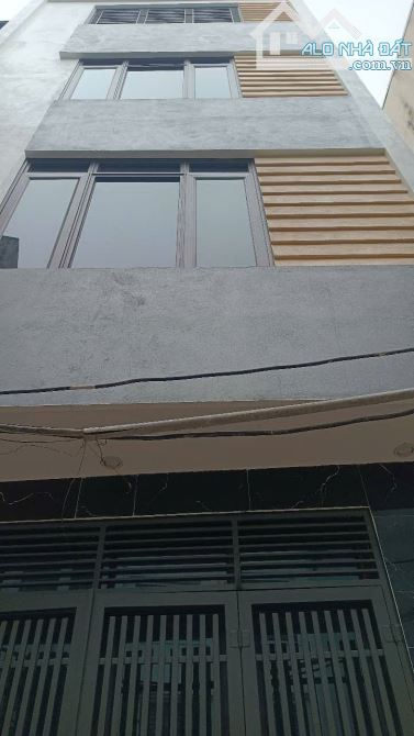 BÁN NHÀ QUANG TIẾN NAM TỪ LIÊM 40m 6,2 TỶ 4 TẦNG MT 4m. NGÕ THÔNG RỘNG, TIỆN ÍCH ĐỦ ĐƯỜNG.