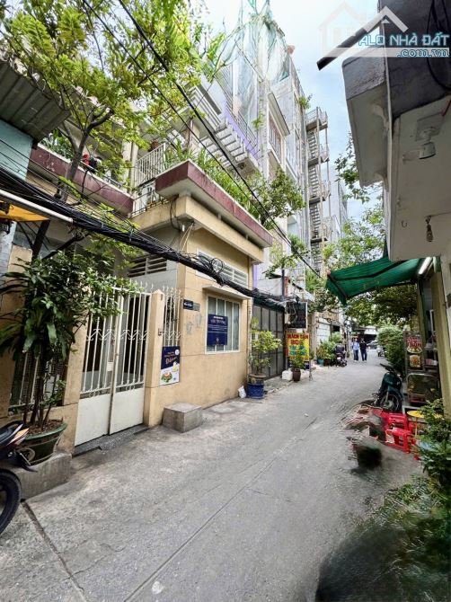Cực hiếm! Nhà hẻm xe hơi, gần MT đường, Q10 – 48m² – 7,9 tỷ - thương lượng