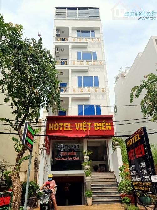 Bán khách sạn VIP đường Nguyễn Minh Hoàng.DT 6,8x27m.Hầm, 6 tầng, HĐT 185 tr/t. Giá 39 tỷ