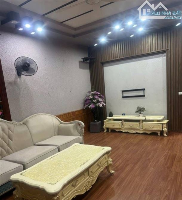 🕌:  bán nhà 4 tầng thư trung 2, đằng lâm, hải an, DT 90m2, đường 30 m