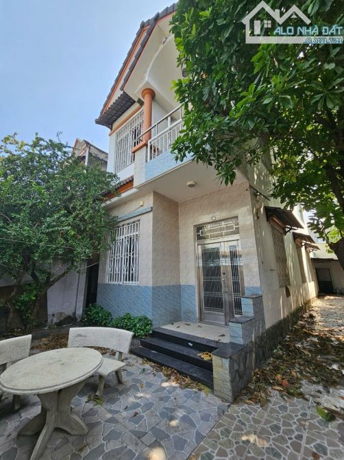 Nhà sân vườn gần ngã tư Chiêu Liêu, phường Tân Đông Hiệp, TP Dĩ An. 10 tỷ - 10