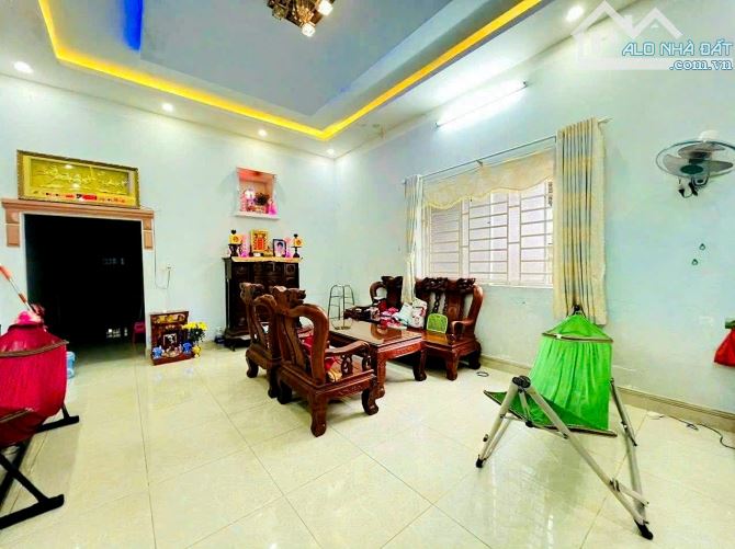 BÁN RẺ NHÀ TRẢNG DÀI, SỔ HỒNG RIÊNG, ĐƯỜNG OTO, SÂN ĐẬU OTO GẦN CHỢ PHÚ THỌ - 1