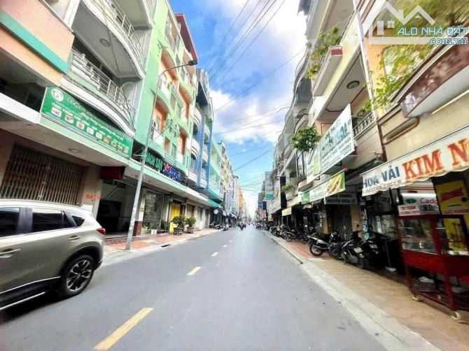 Khách Sạn 23 Tỷ Đường Ung Văn Khiêm, Q Ninh Kiều, TP CẦN THƠ - 1