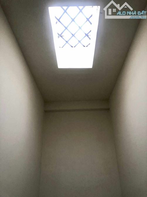 NHÀ ĐẸP 4 TẦNG - KHU PHÂN LÔ - 4.5x15 - 4PN - TCH10 - Q12 - HXT6M - CHỈ 5.29 TỶ - 1