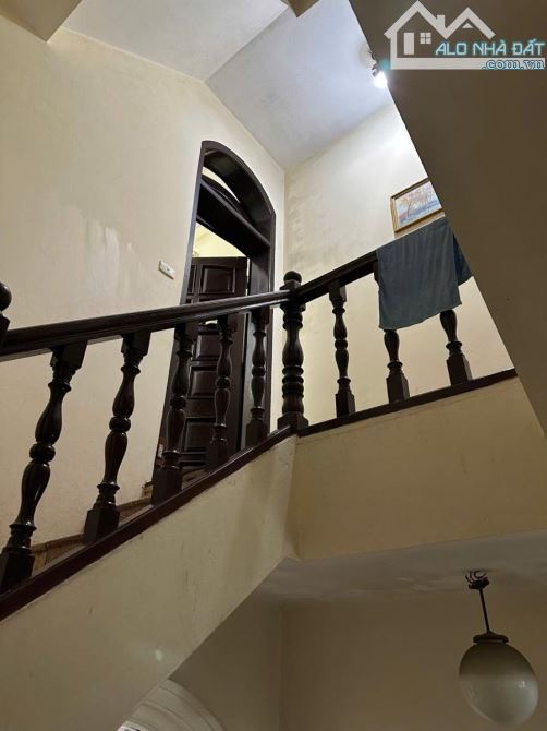 TRẦN QUANG DIỆU - HOÀNG CẦU - 25M RA PHỐ - Ô TÔ TRÁNH - KINH DOANH - CHỈ 18.5 TỶ - 1
