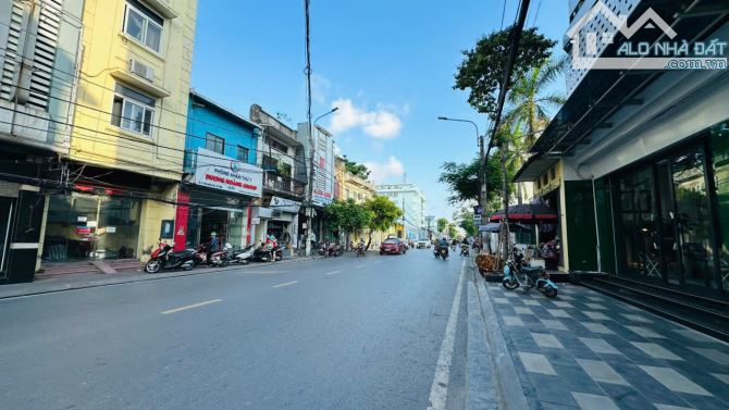 Mặt đường Trần Nguyên Hãn (gần Việt Tiệp) - 98m2 - mt 4,72m - vuông vắn - giá siêu tốt - 1