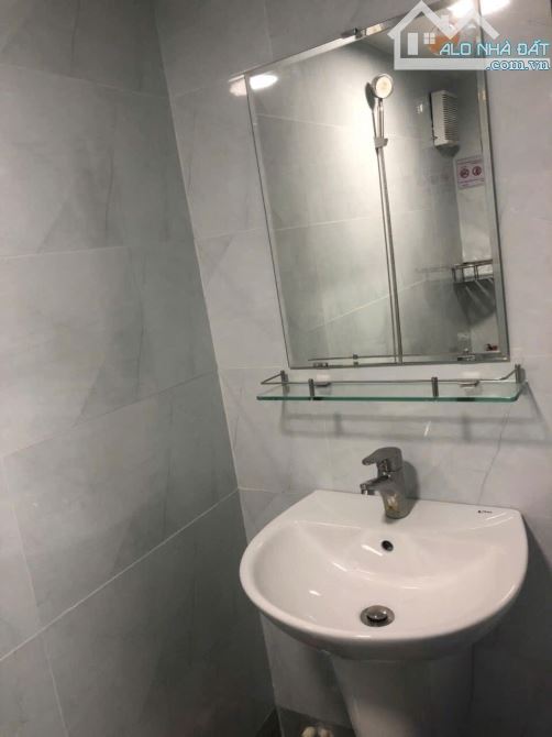 NHÀ ĐẸP 107 m2, 5 TẦNG THANG MÁY DƯƠNG BÁ TRẠC HẺM XE HƠI CHỈ NHỈNH 15 TỶ - 1