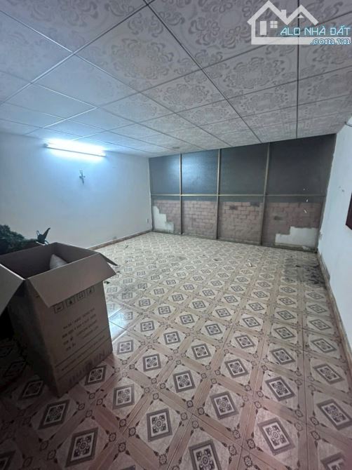 NP422 BÁN NHÀ VỊ TRÍ 2 PHÙNG KHẮC KHOAN .đường bê tông 5m, xe ô tô vi vu. 🏠 Nhà diện tích - 1