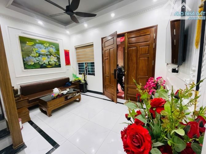 🏘VĂN TRÌ 40m dân xây, 5 tầng, 7,4 tỷ, full đồ, tặng nội thất - 1