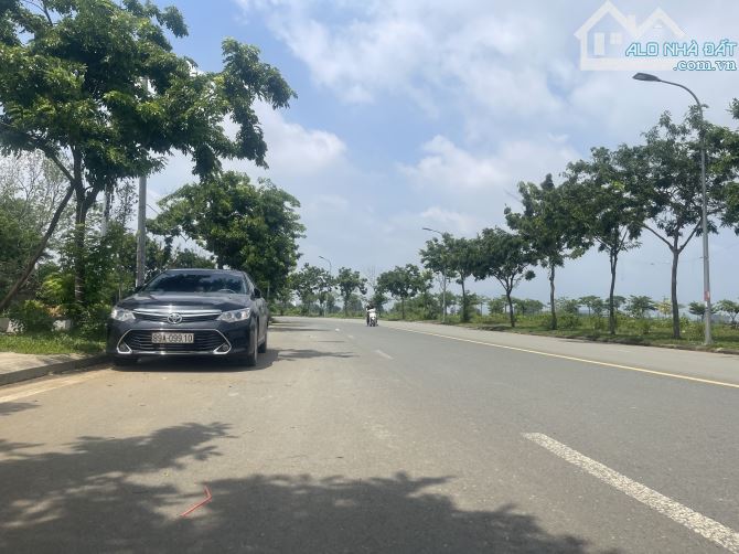 HÀNG F0-Hơn 83m Hạ Bằng FULL TC,Mt=7,2m,view đường đôi CNC Hòa Lạc,gần Đại Lộ Thăng Long - 1