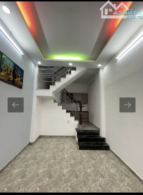 Bán nhà nhỏ ở Quận 7 - SHR - 28m2 - 2TẦNG - 2PN- 3TY250 - 1