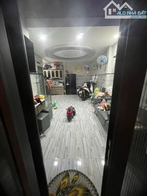 NHÀ MỚI ĐẸP- HẬU GIANG - P.6-Q.6 - 49M2 - NỞ HẬU - 4 TỶ 5 - 1