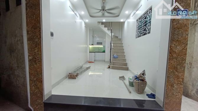 Chuyển nhượng nhà Xã Đàn - 4 tầng - 25m2 - 2 ngủ - 1