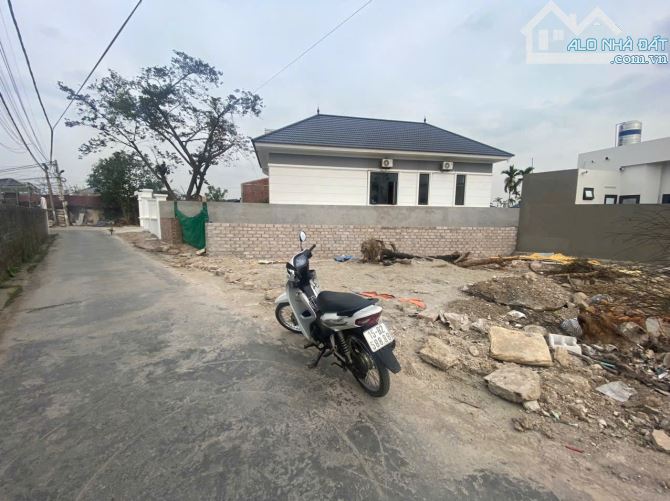 Cần bán lô đất 60m2 tại Kênh Giang - TN đường thông 5m - 1