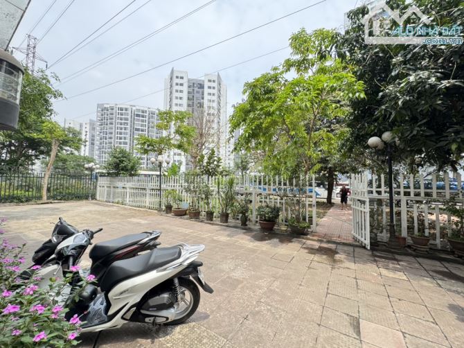BIỆT THỰ 38tỷ 175m HUỲNH VĂN NGHỆ, VIEW MẶT ĐƯỜNG TO,LONG BIÊN HÀ NỘI - 1