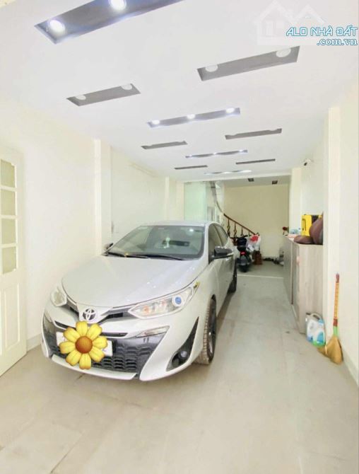CỰC HIẾM !!! BÁN NHÀ TRÍCH SÀI 3 BƯỚC RA HỒ TÂY - 40M2 - 6 TẦNG - GARA Ô TÔ - 17.5 TỶ - 1