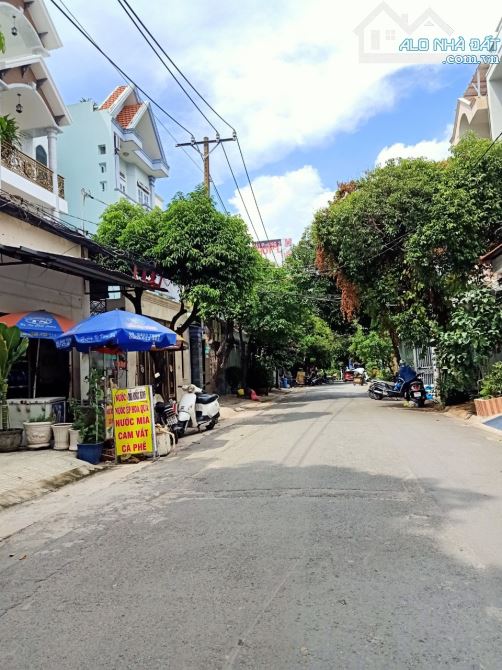 Bán biệt thự Mini, 2 lầu, sân thượng; DT 8,5mx 25m, đường NThân Nhân Trung, P13. Giá 45 tỷ - 1