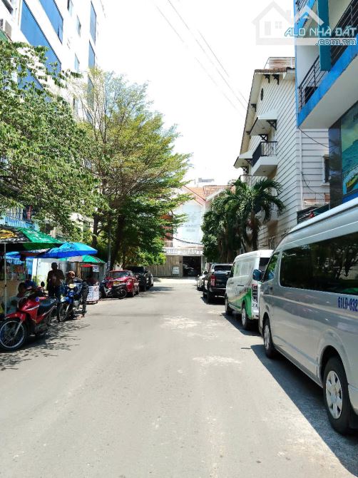 Cần bán nhà cấp 4 hẻm 8m đường Bình Dã, Tân Bình, DT 9 x 26m (231m2)-- Giá 32 tỷ - 1