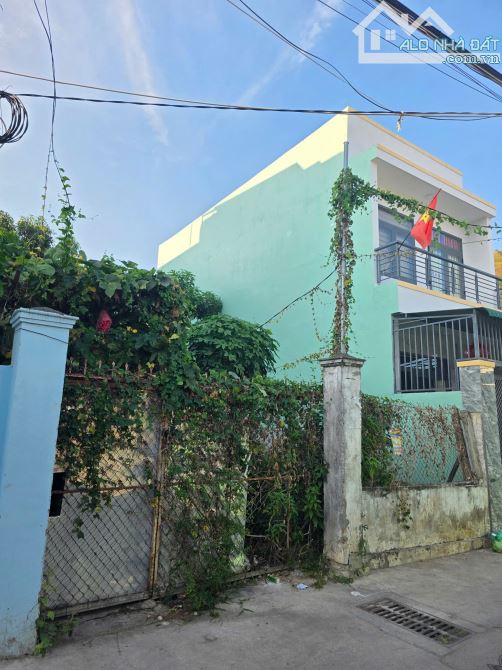 Bán lô đất hẻm đường Nguyễn Chích cách biển chỉ 5 phút đi xe. Giá 27tr/m2 - 1
