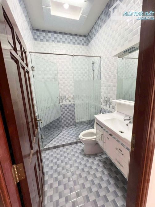Bán nhà 6,9 tỷ 2 lầu Mặt Tiền đường Lê Chân KDC 91B, Q Ninh Kiều, TP CẦN THƠ - 1