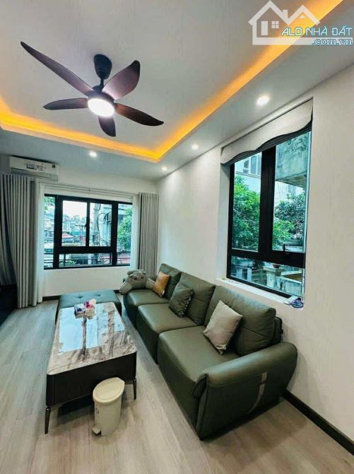 SIÊU PHẨM BỒ ĐỀ Ô TÔ TRÁNH  62M-6T-5mt.15.2 TỶ NGÕ THÔNG KINH DOANH THANG MÁY - 1