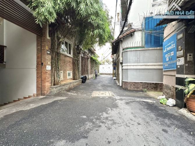 🏩 HXH NGAY NGUYỄN VĂN TRỖI P.11 PHÚ NHUẬN - 60M2 (4.3x14) A4 - 5 TẦNG CHỈ 11.X TỶ - 12